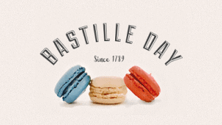 Bastille Day macarons
